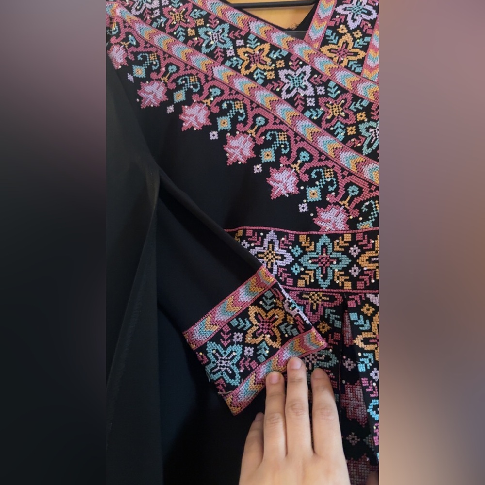 Palestinian girls thobe / abaya